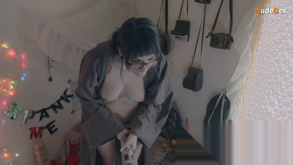 Princess Hunny in Cam Girlz, photo 2