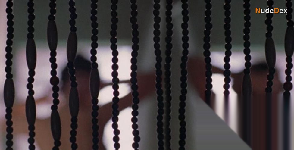Rachael Leigh Cook in 29 Palms, photo 2