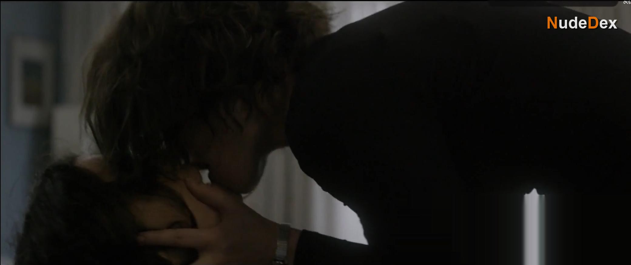 Rachel Mcadams in Disobedience, photo 2