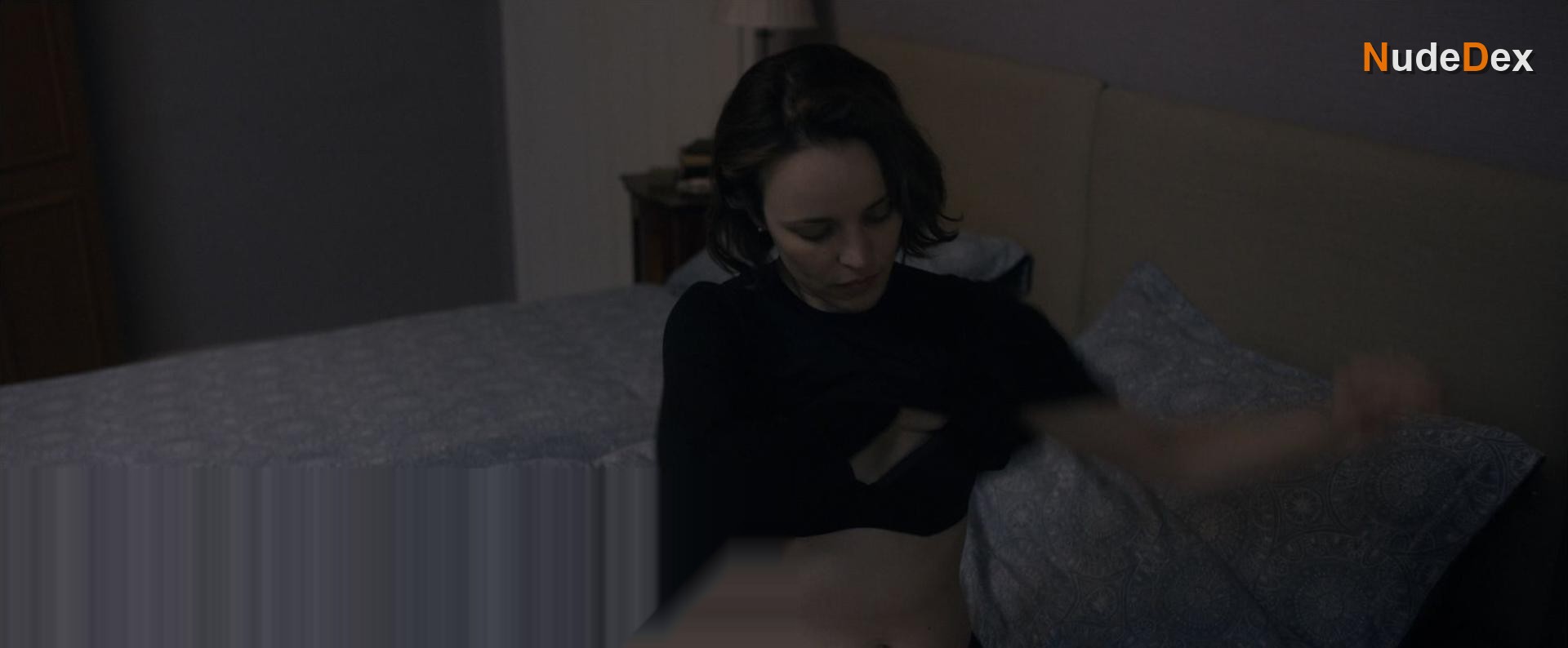 Rachel Mcadams in Disobedience, photo 14