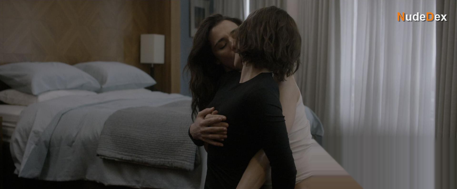 Rachel Mcadams in Disobedience, photo 18
