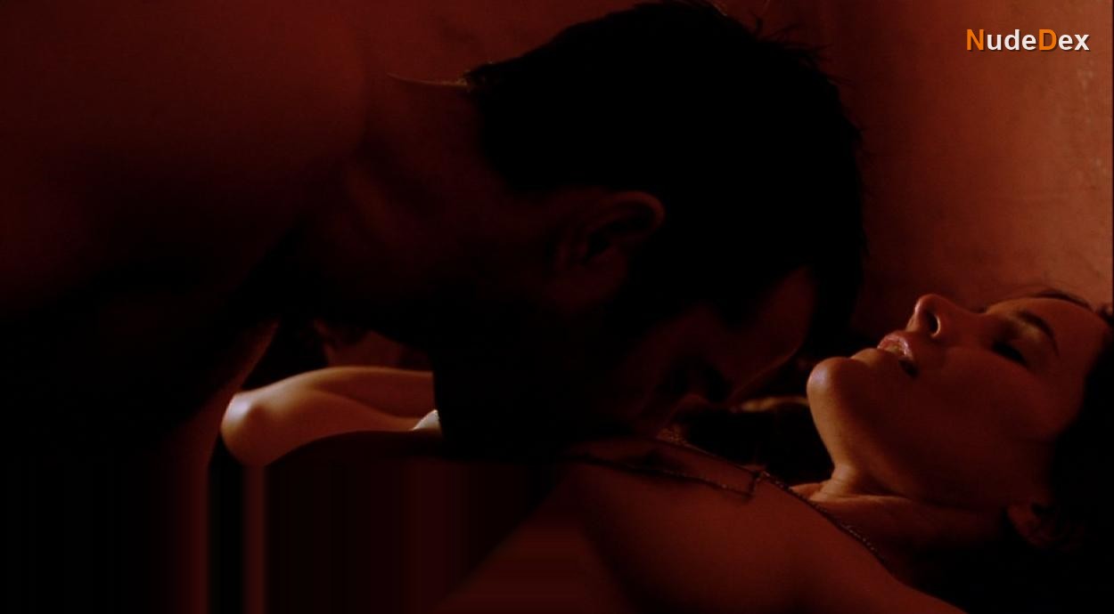 Rachel Shelley in Strike Back, photo 7
