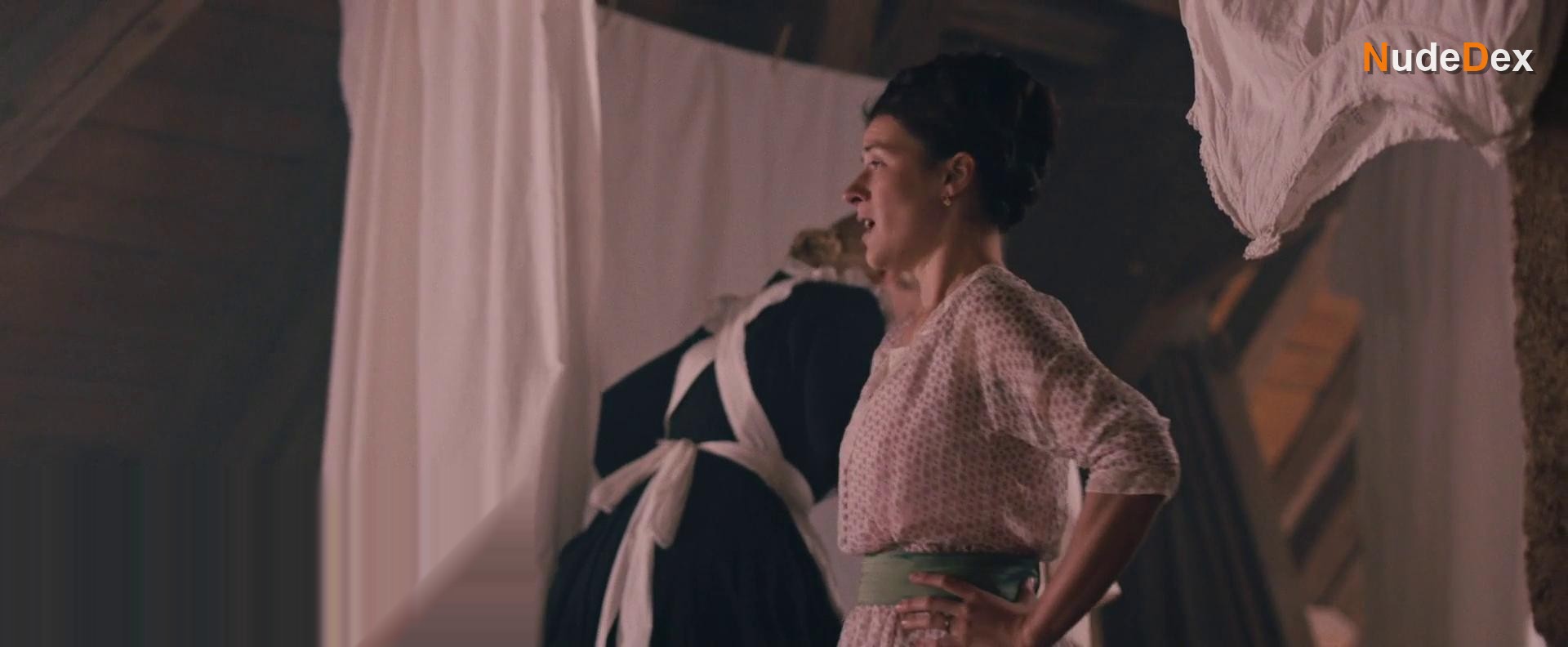 Radka Caldova in The Chambermaid, photo 25