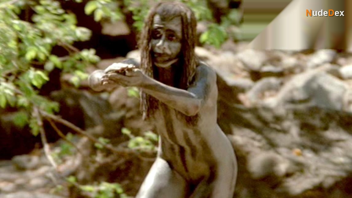 Rae Dawn Chong in Quest For Fire, photo 8