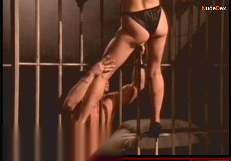 Raelyn Saalman in Erotic Confessions, photo 20