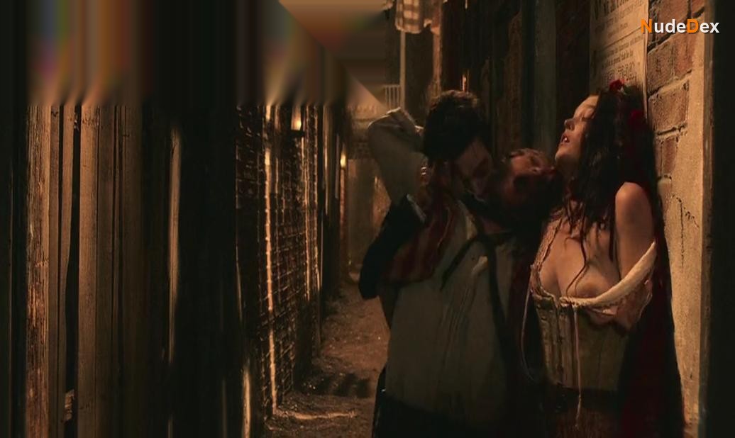 Raevin Stinson in Abraham Lincoln Vampire Hunter, photo 2