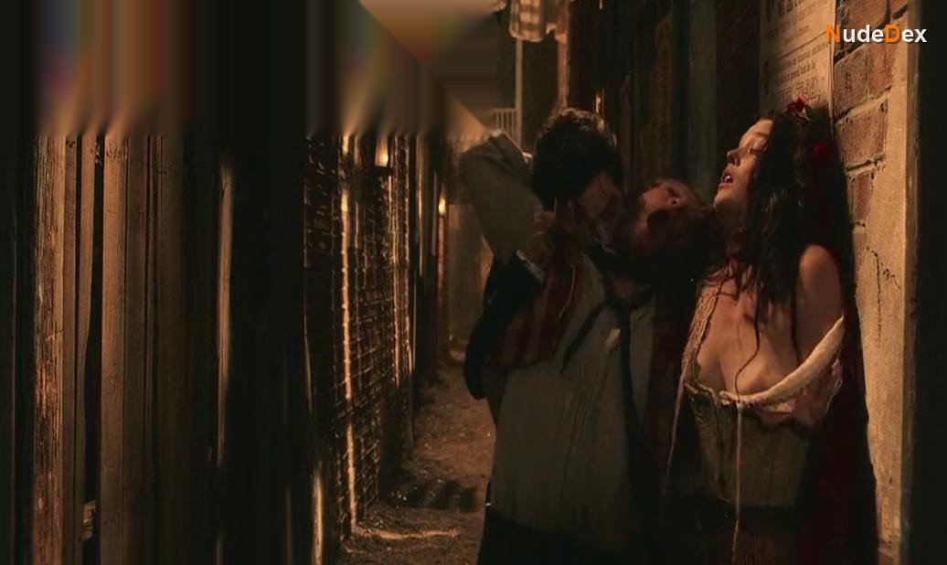 Raevin Stinson in Abraham Lincoln Vampire Hunter, photo 3