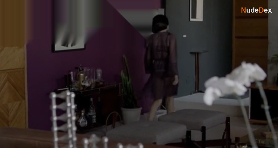 Rafaela Mandelli in O Negocio, photo 1