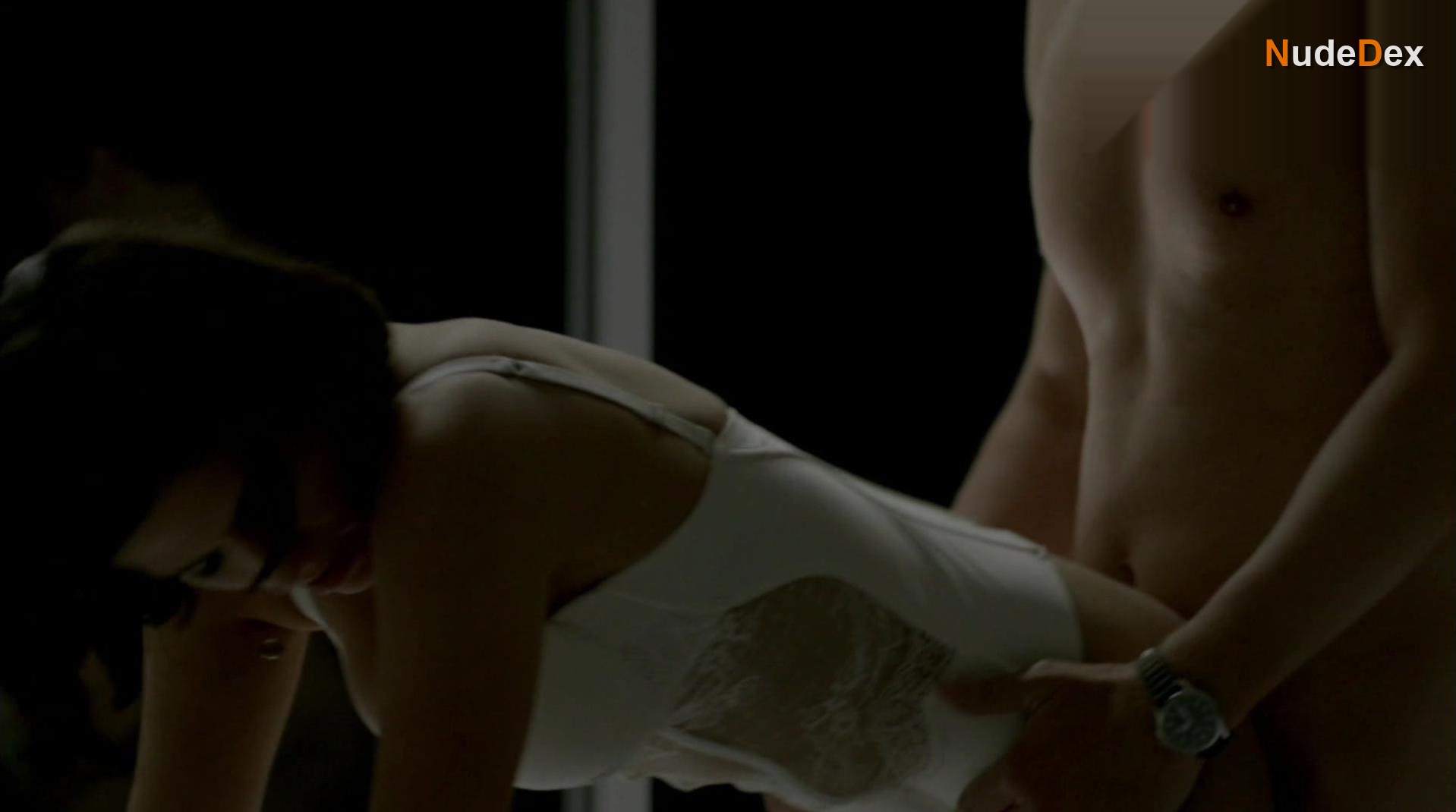 Rafaela Mandelli in O Negocio, photo 21