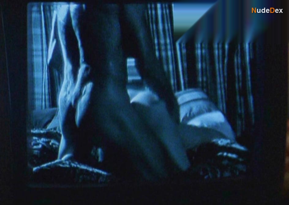 Ragna Pitoll in Fatal Online Affair, photo 1
