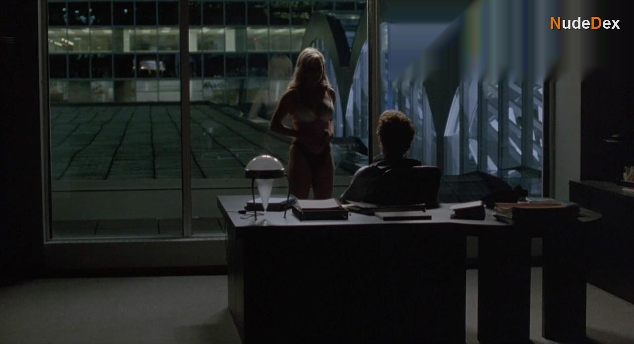 Rebecca De Mornay in Guilty As Sin, photo 2