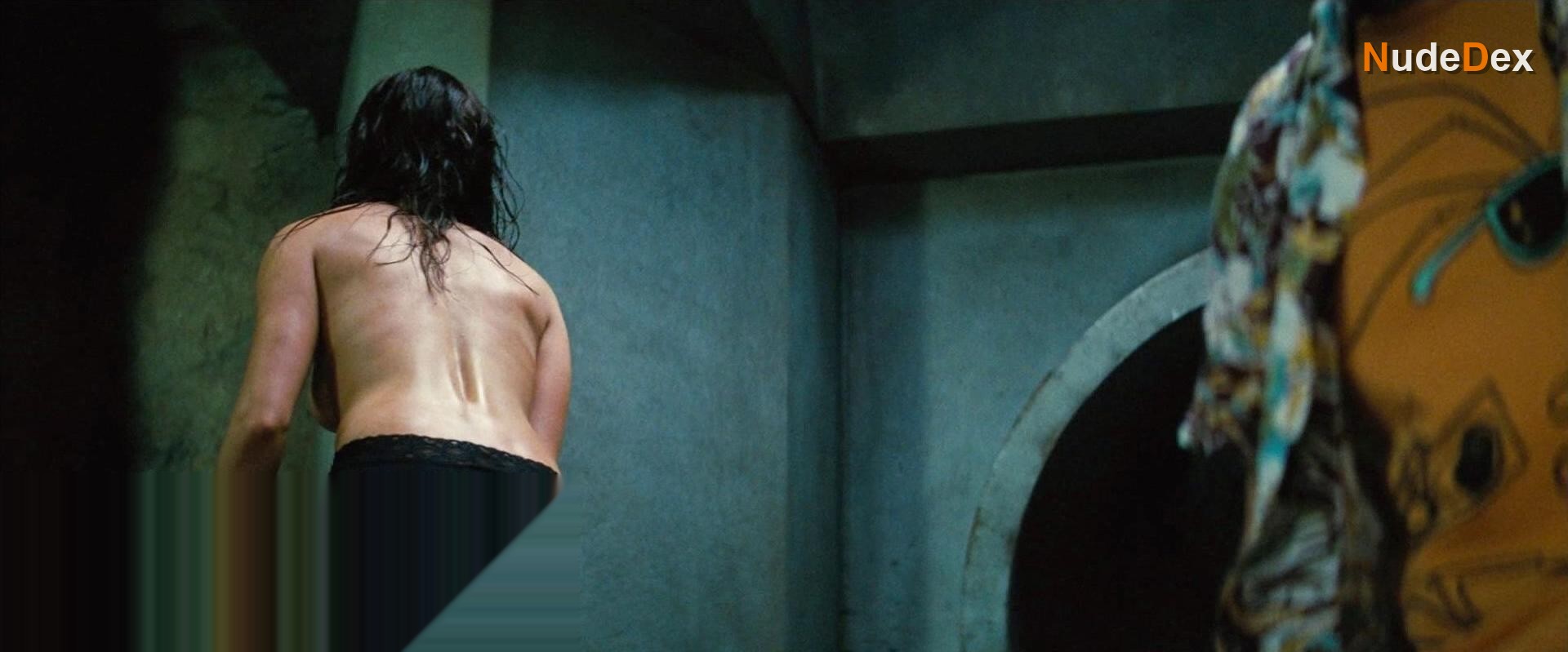 Rebecca Ferguson in Mission Impossible Rogue Nation, photo 19