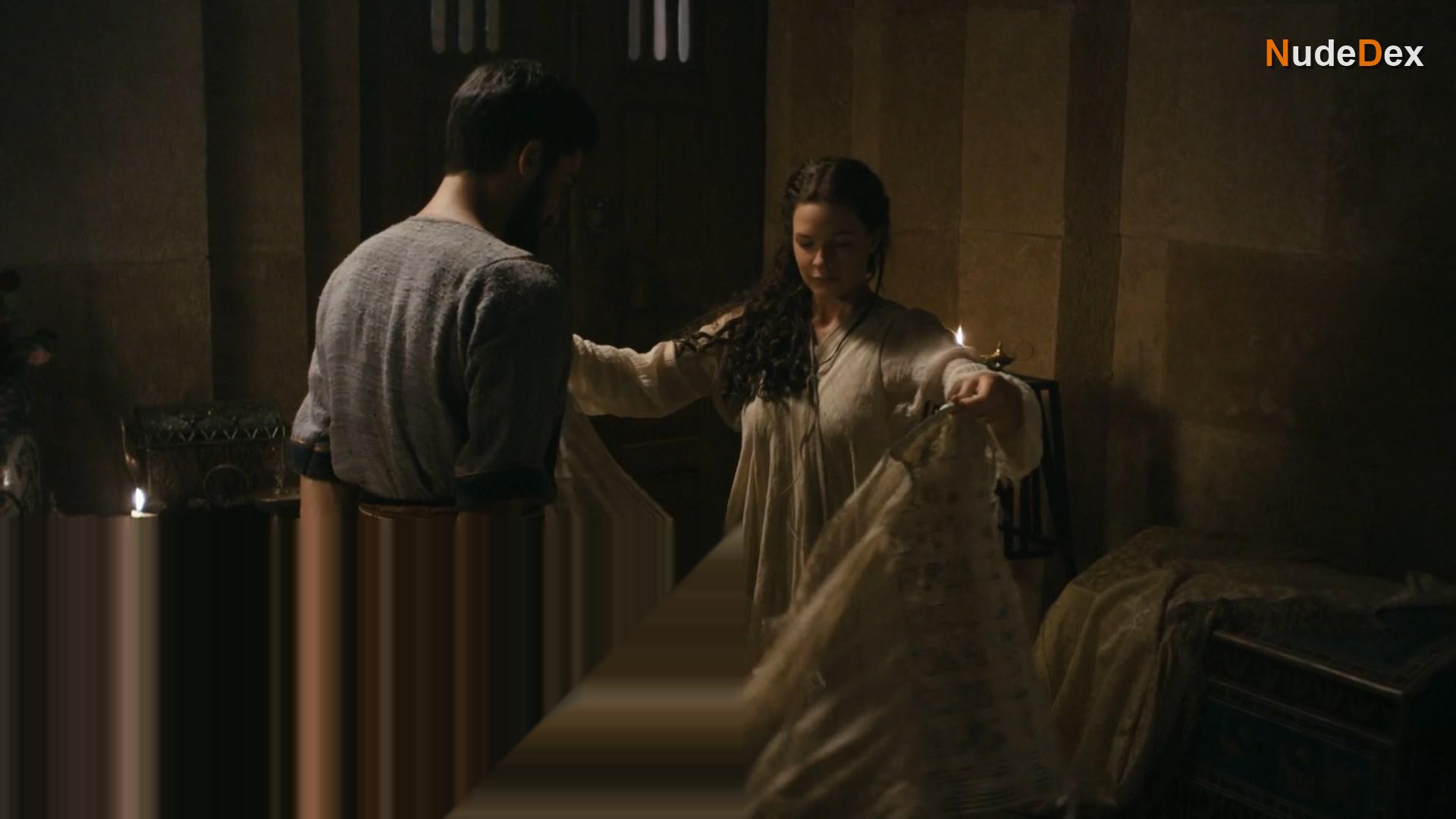 Rebecca Ferguson in The Red Tent, photo 8