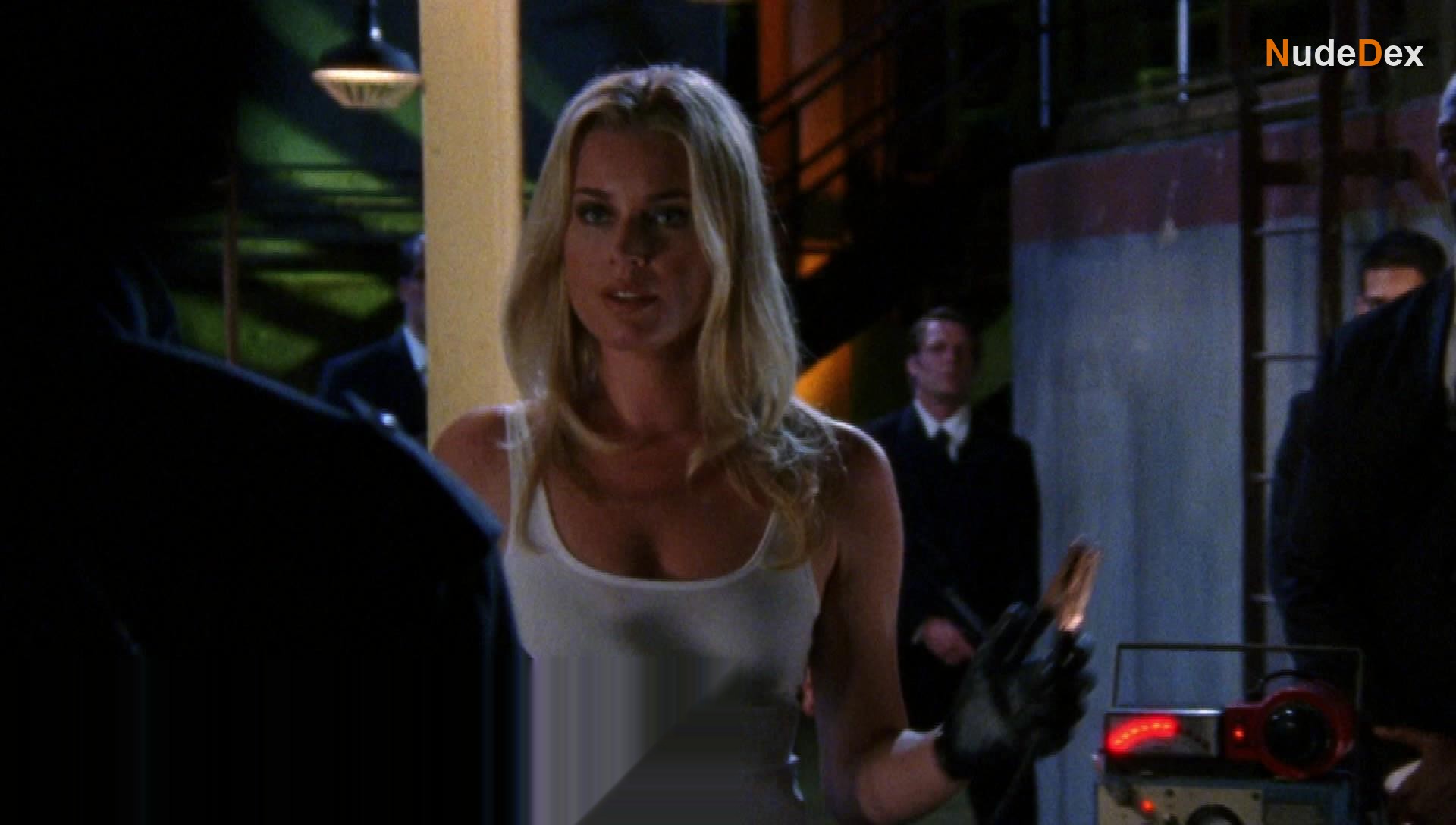 Rebecca Romijn in Chuck, photo 4