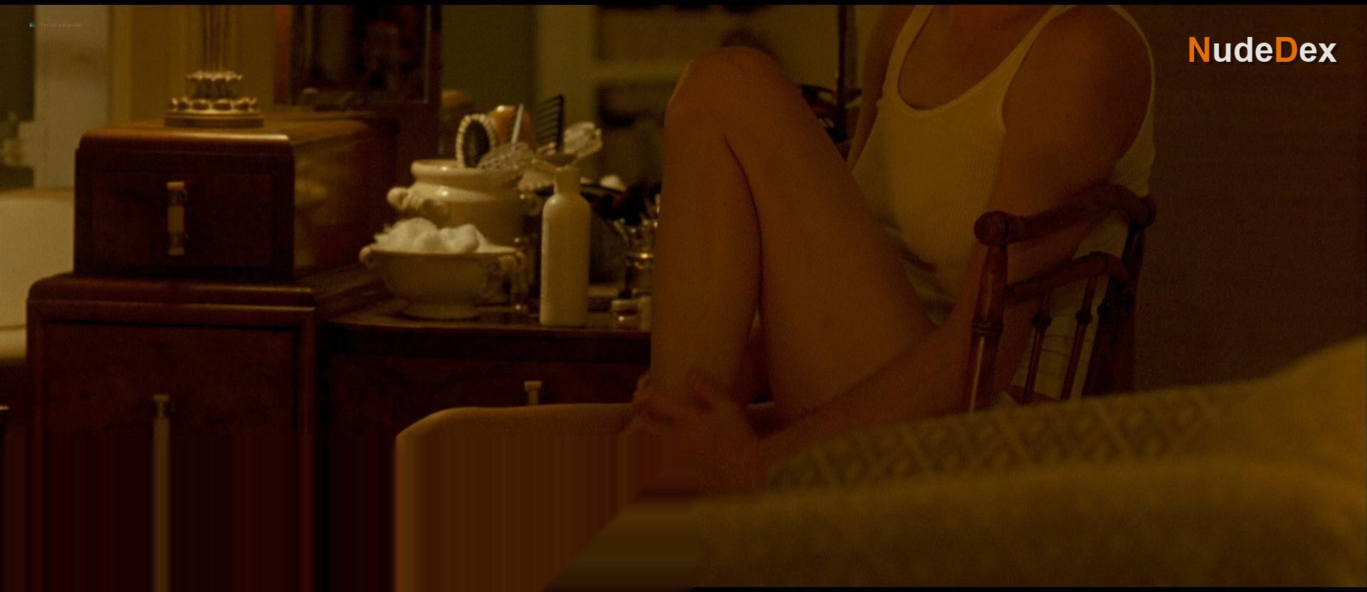 Rebecca Romijn in Godsend, photo 7