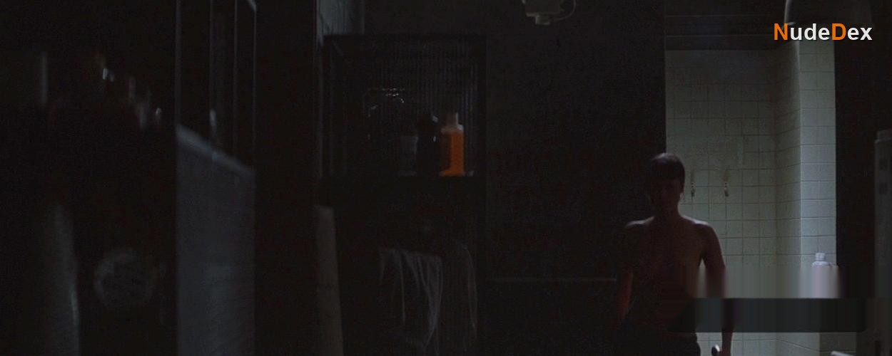 Rebecca Romijn in Rollerball, photo 2