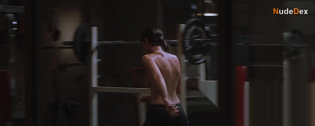 Rebecca Romijn in Rollerball, photo 6