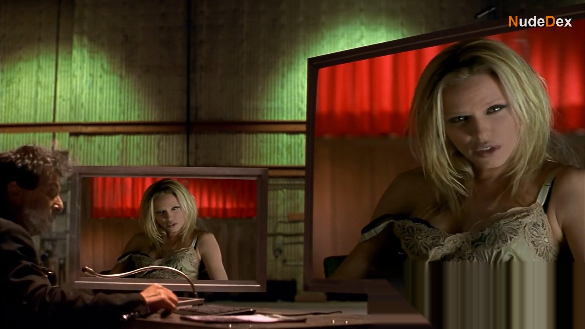 Rebecca Romijn in S1m0ne, photo 1