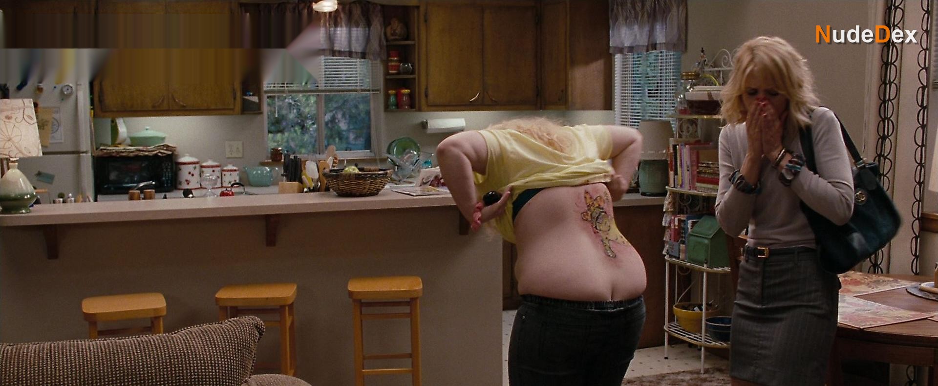Rebel Wilson in Bridesmaids, photo 2