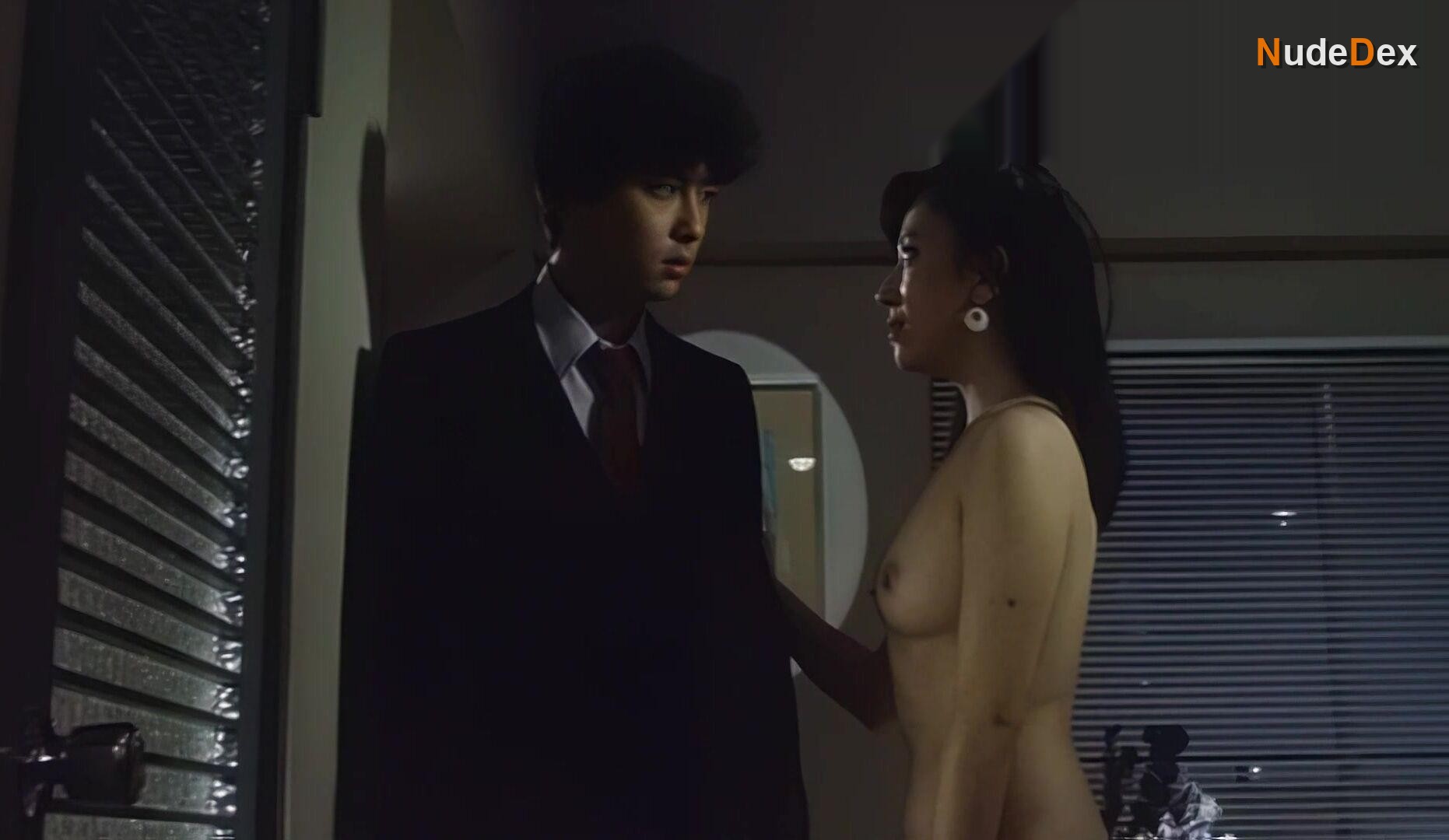 Rei Akasaka in Office Love Behind Closed Doors, photo 13