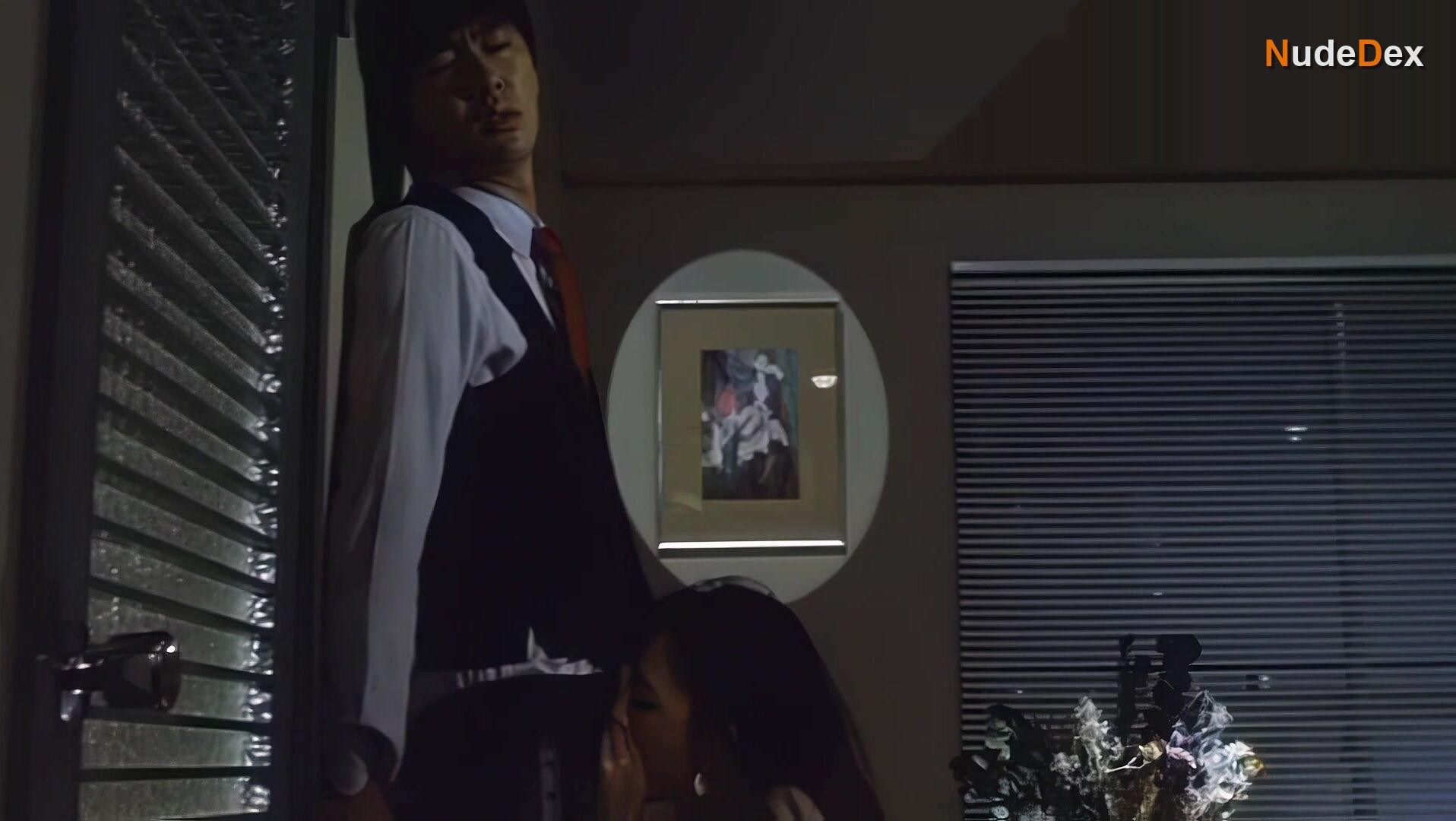 Rei Akasaka in Office Love Behind Closed Doors, photo 14