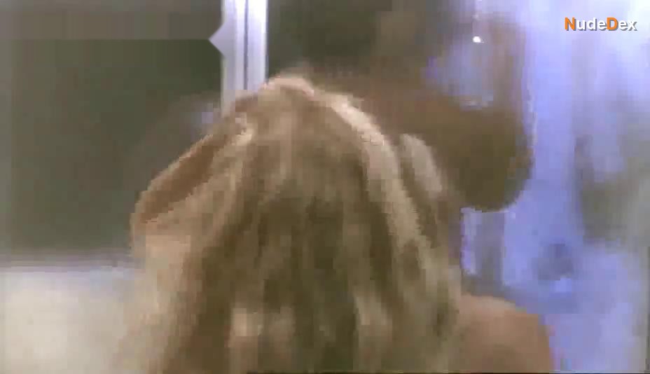 Renee Allman in Death Match, photo 9