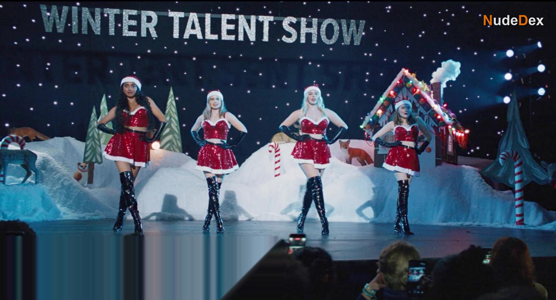Renee Rapp in Mean Girls, photo 3