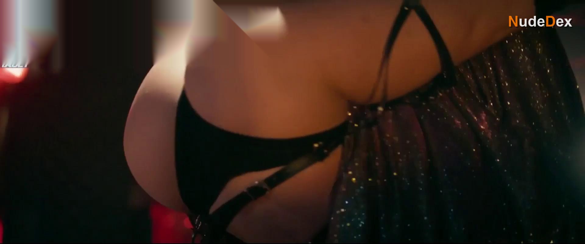 Rex Adams in Risque, photo 23