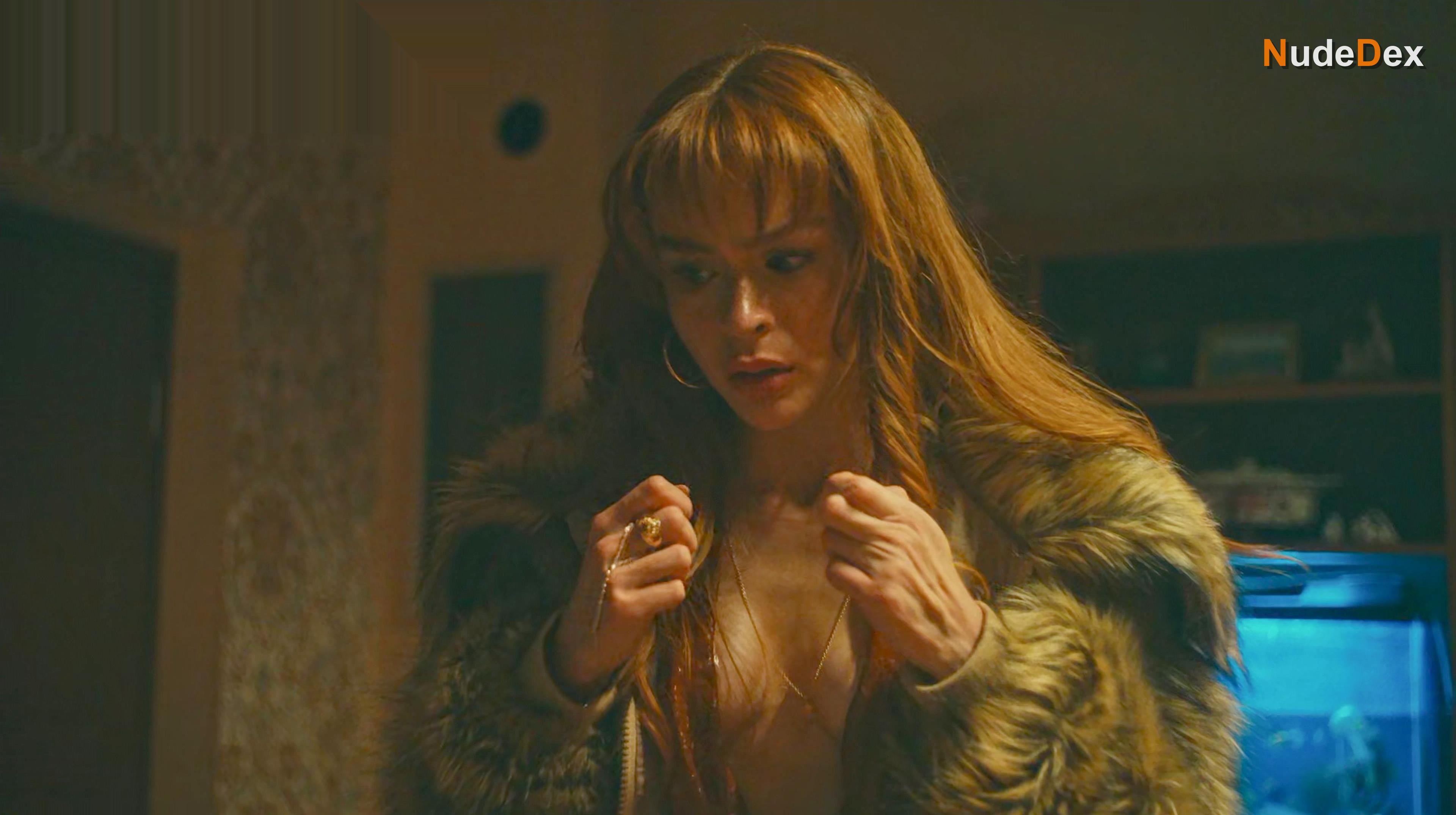Reyhan Asena Keskinci in Jasmine, photo 70