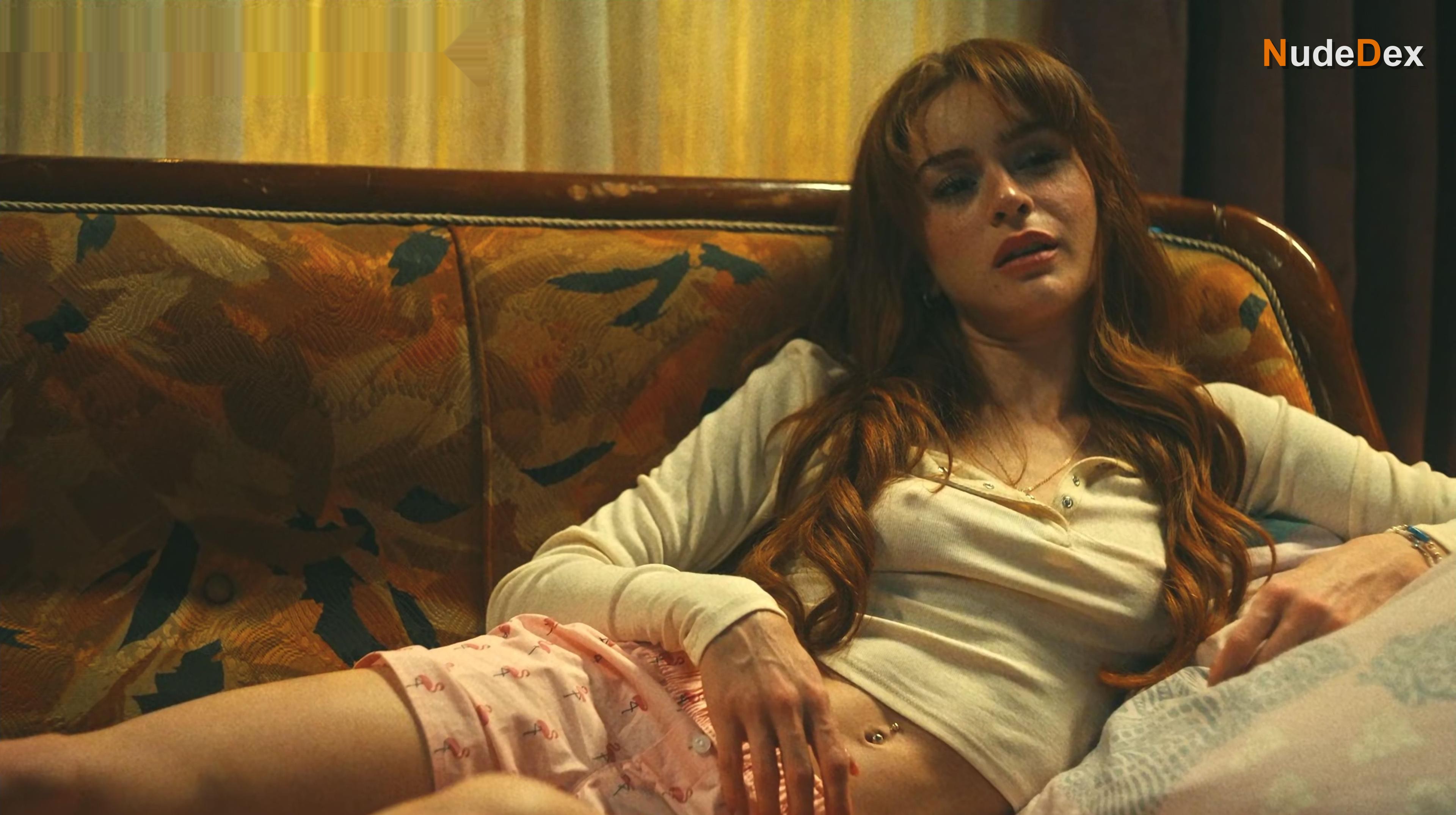 Reyhan Asena Keskinci in Jasmine, photo 71