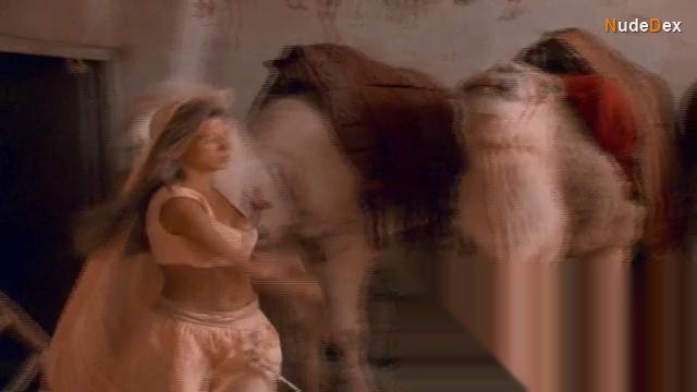 Rhona Mitra in A Kid In Aladdins Palace, photo 22