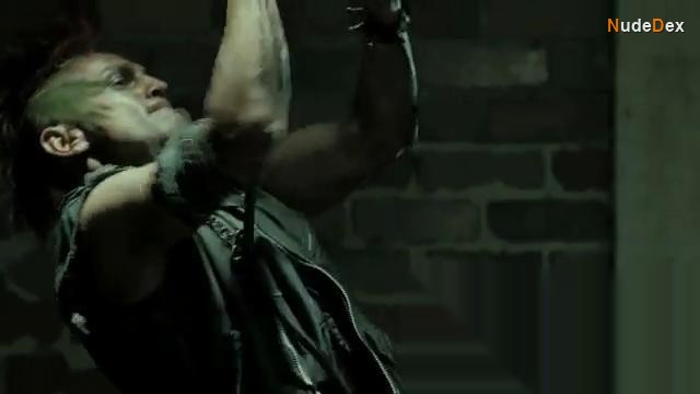Rhona Mitra in Doomsday, photo 5