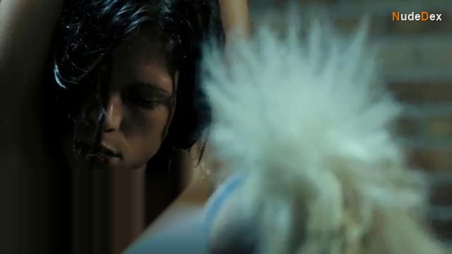 Rhona Mitra in Doomsday, photo 10