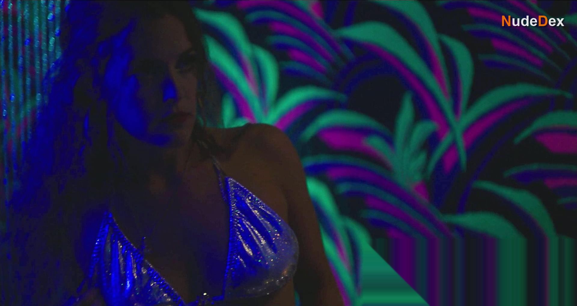 Riley Keough in Dixieland, photo 21