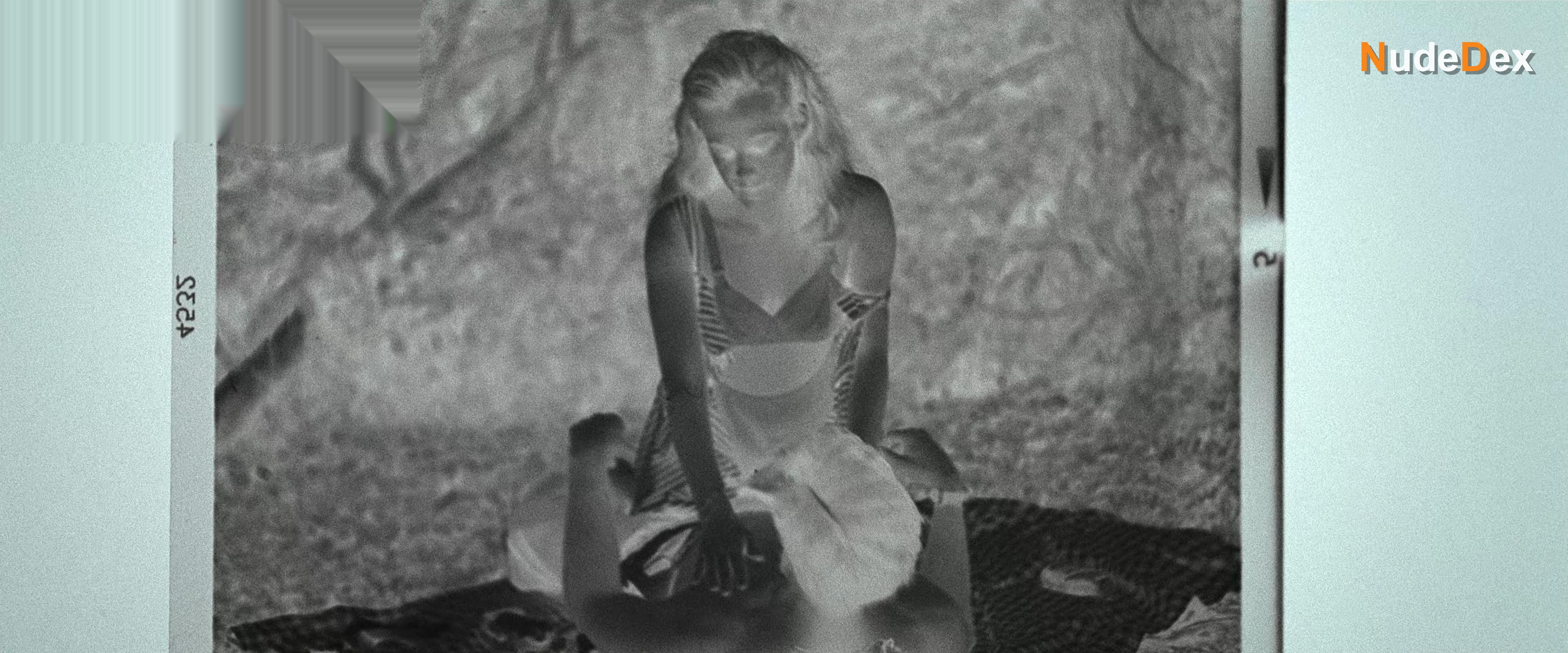Riley Keough in The Devil All The Time, photo 3