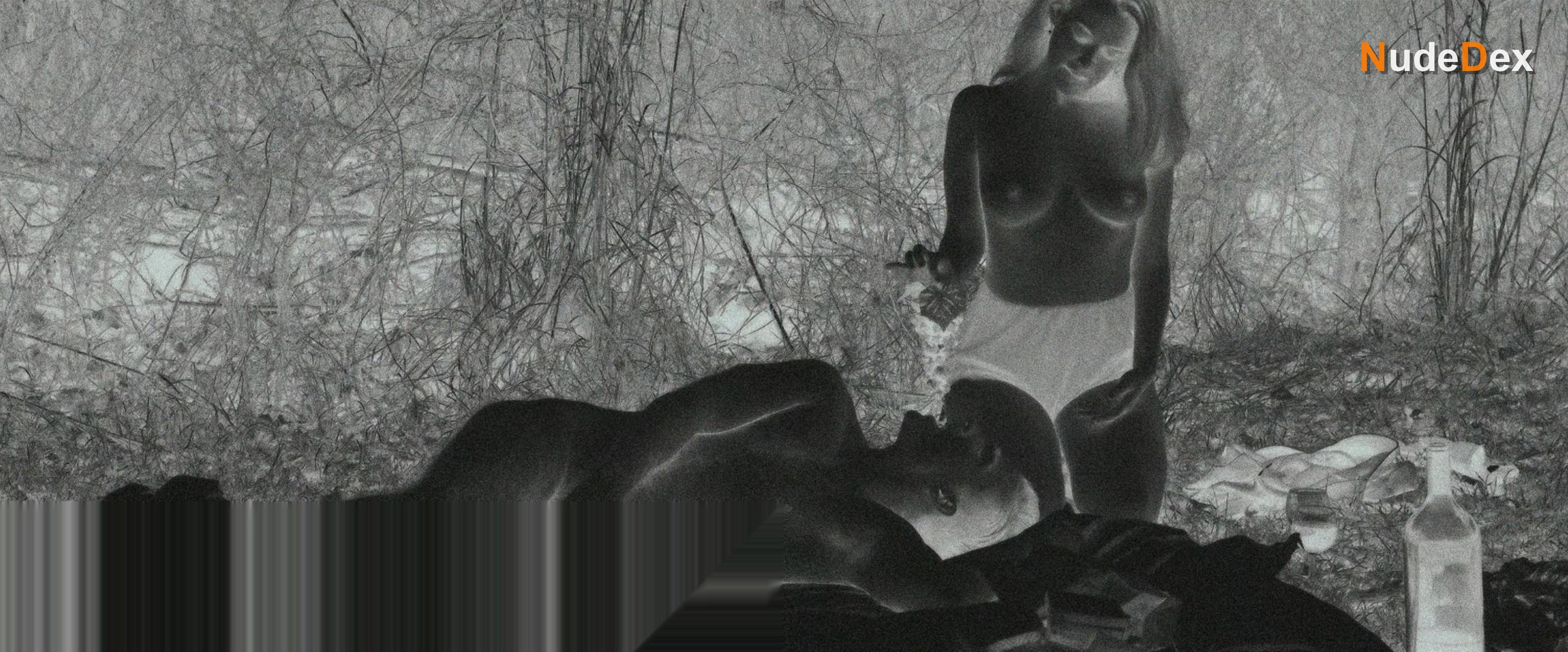Riley Keough in The Devil All The Time, photo 10
