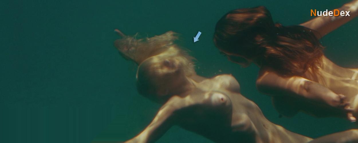 Riley Steele in Piranha 3d, photo 7