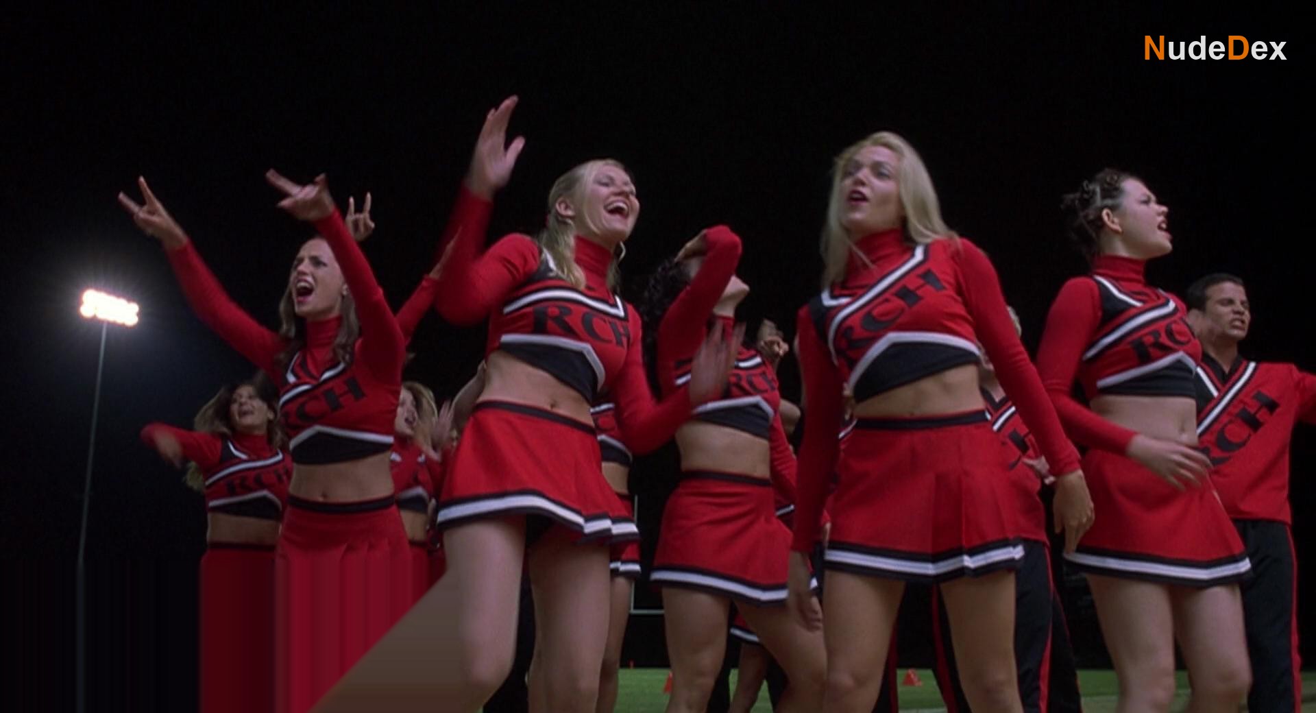 Rini Bell in Bring It On, photo 3