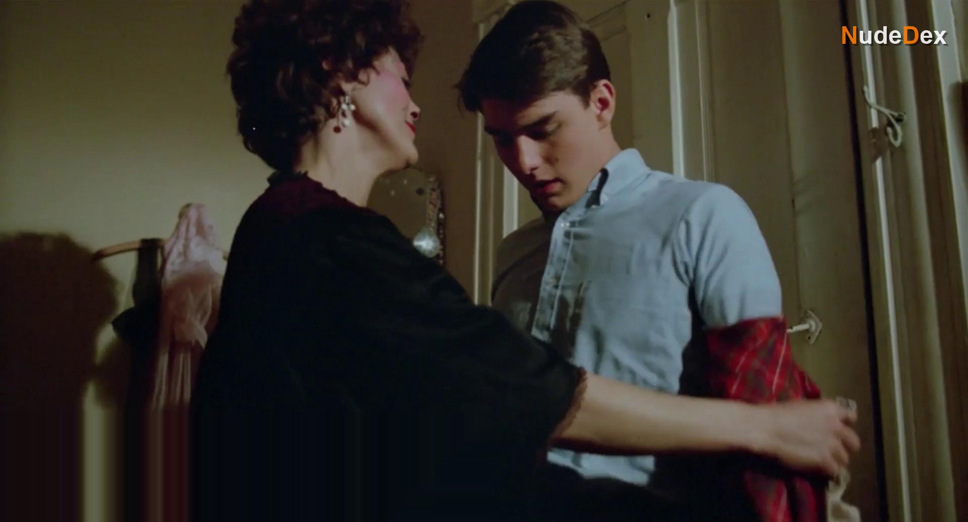 Rita Rogers in Losin It, photo 17