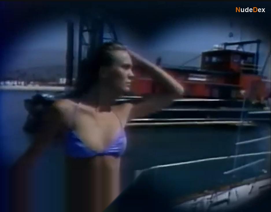 Robin Wright in Hollywood Vice Squad, photo 3