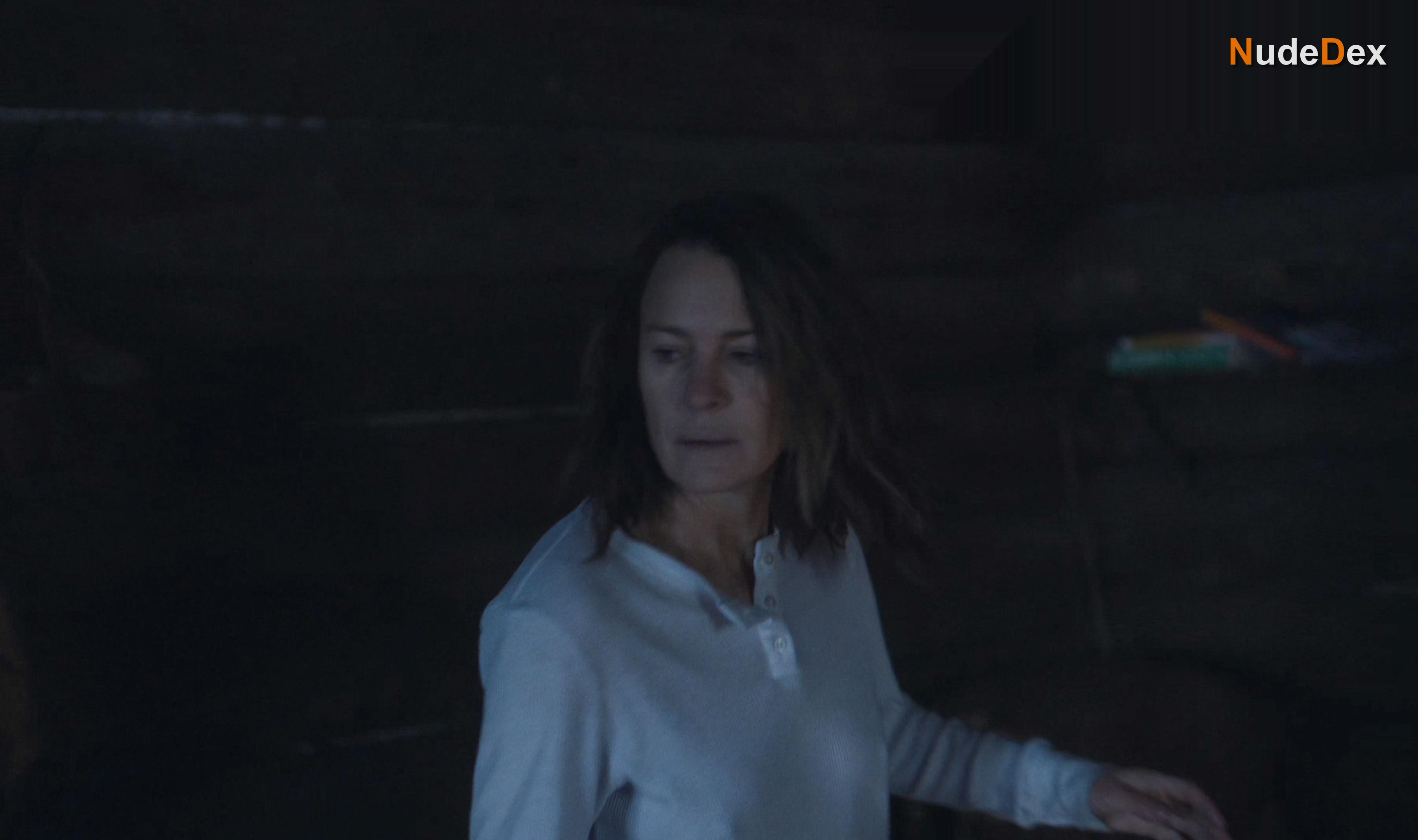 Robin Wright in Land, photo 3