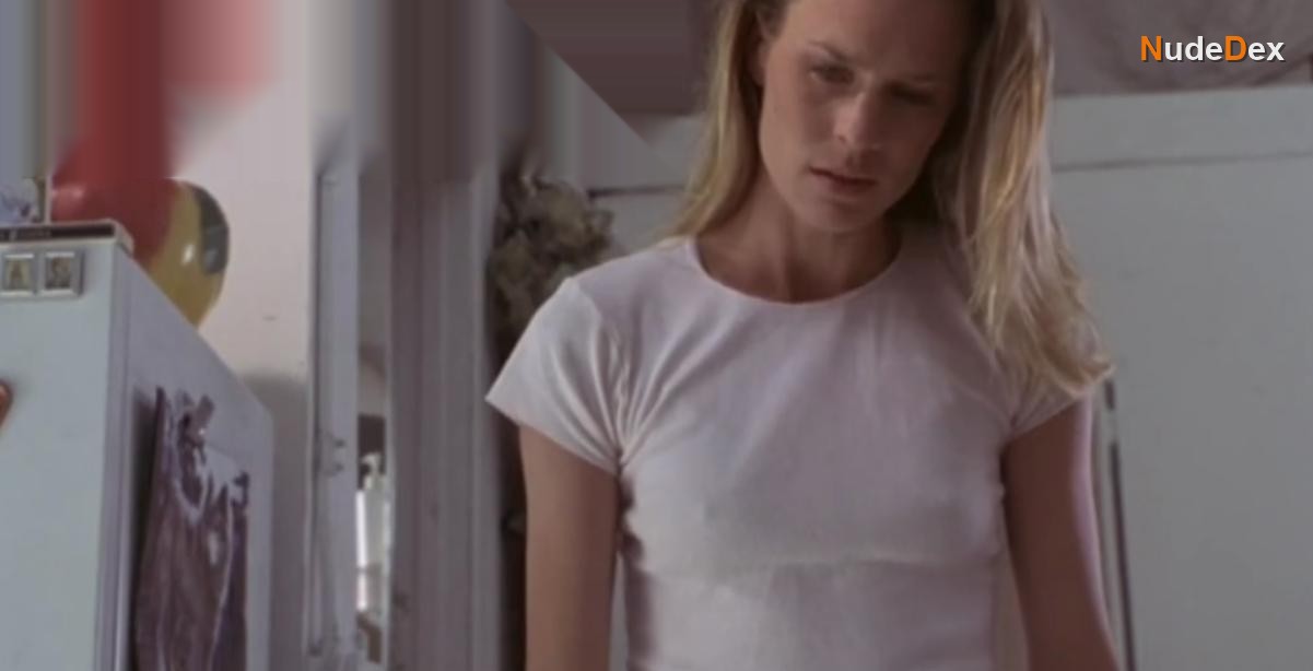 Robin Wright in The Crossing Guard, photo 1