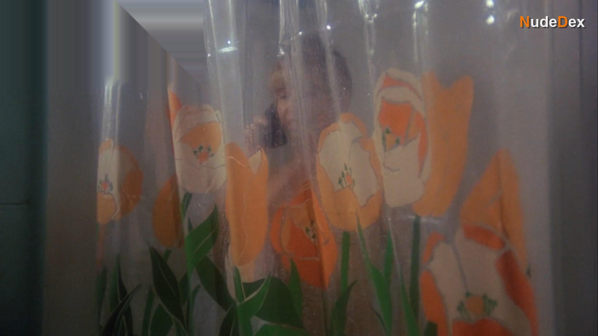 Robyn Whitting in Trick Or Treats, photo 5