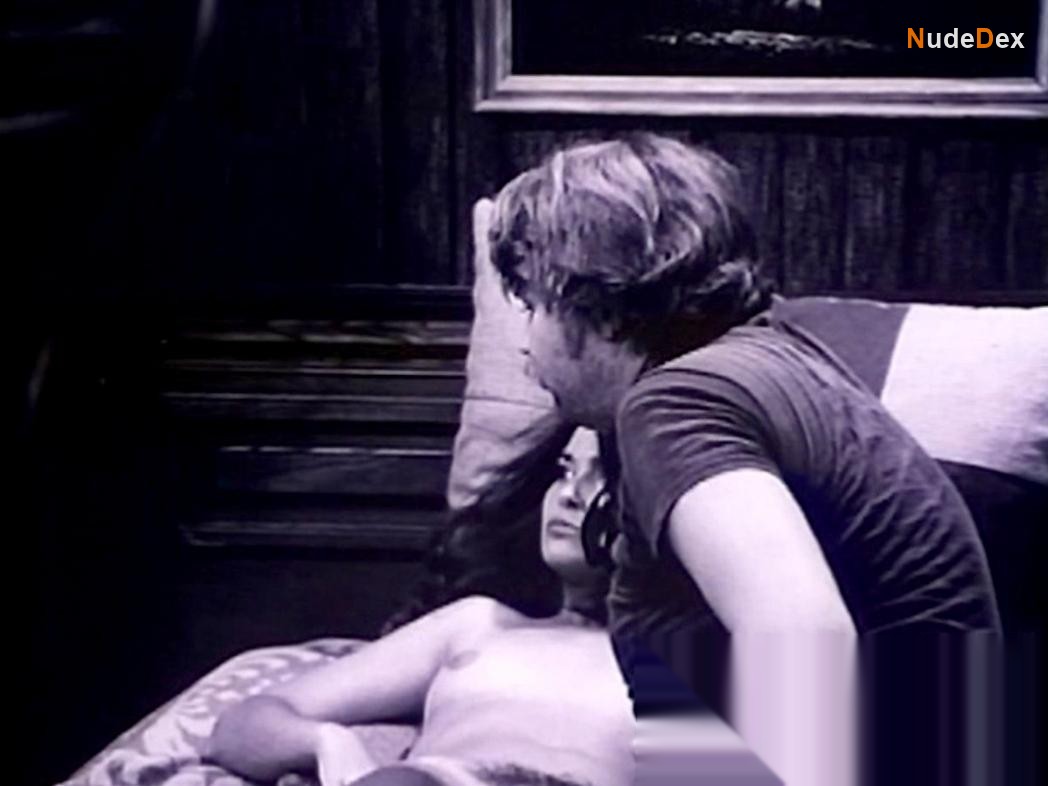 Robyn Whitting in Video Vixens, photo 1