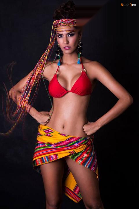 Romina Lozano Saldana in Miss Universe, photo 1