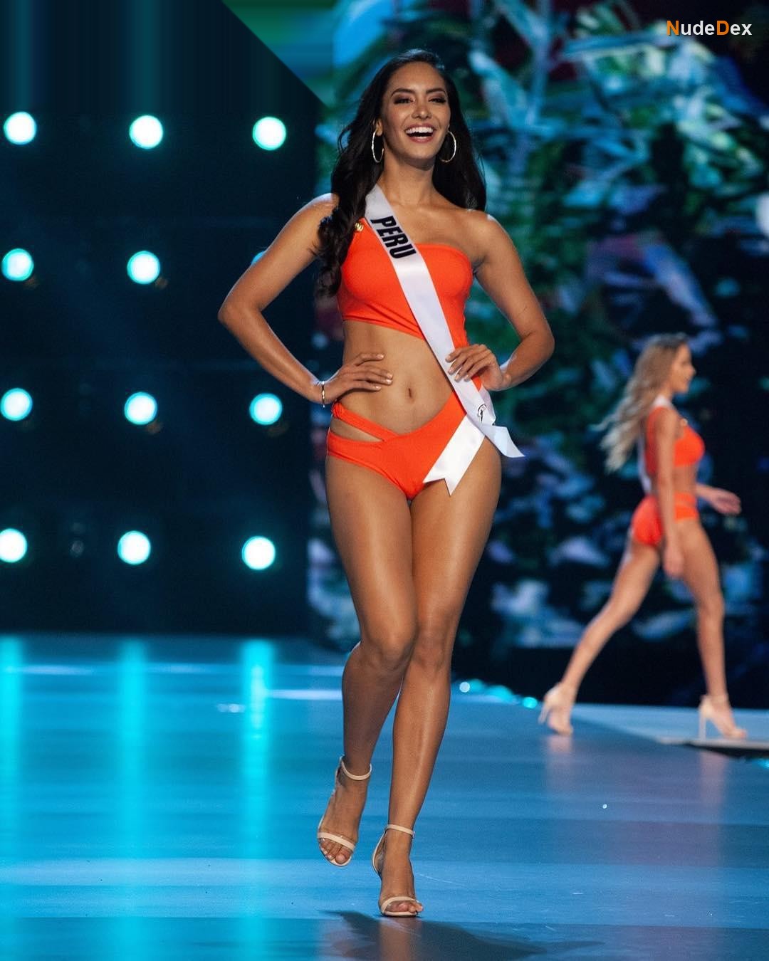Romina Lozano Saldana in Miss Universe, photo 5