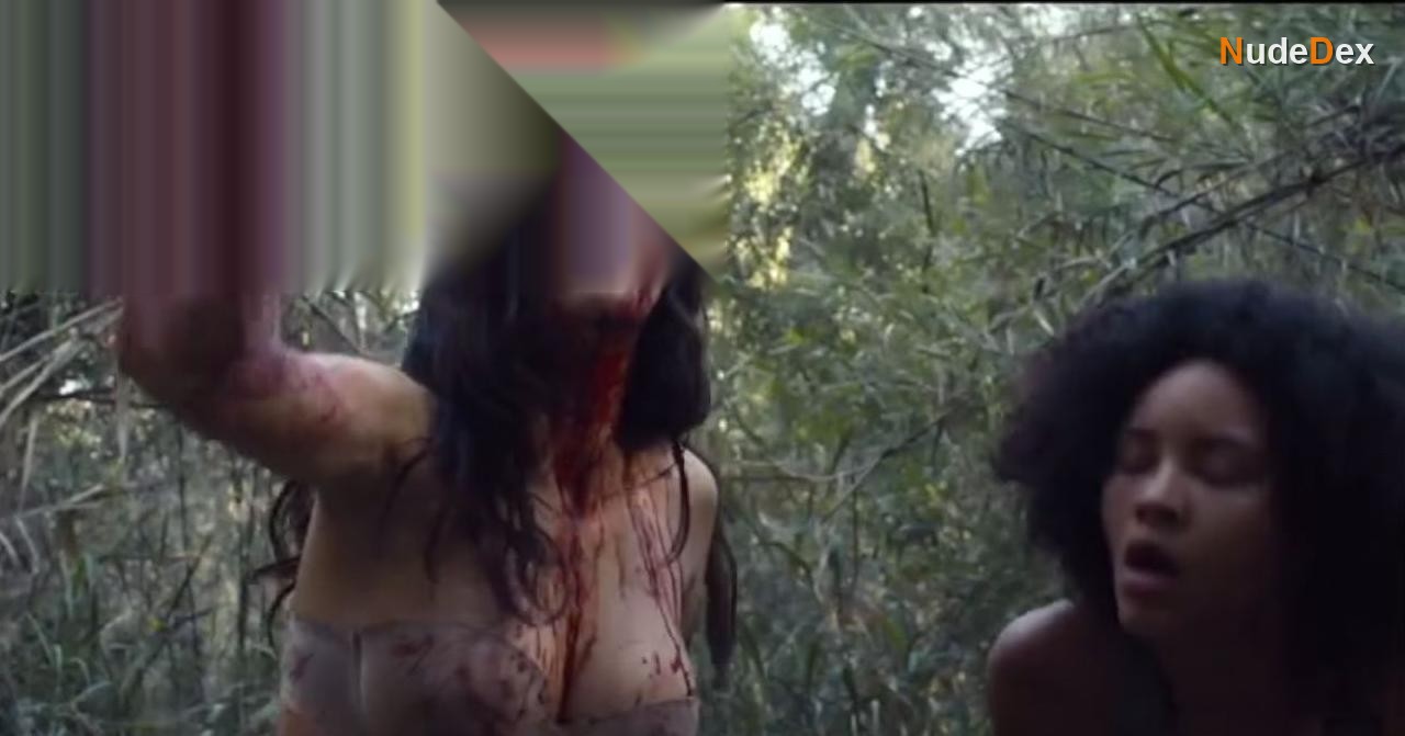 Romy Boloix in If She Screams, photo 2