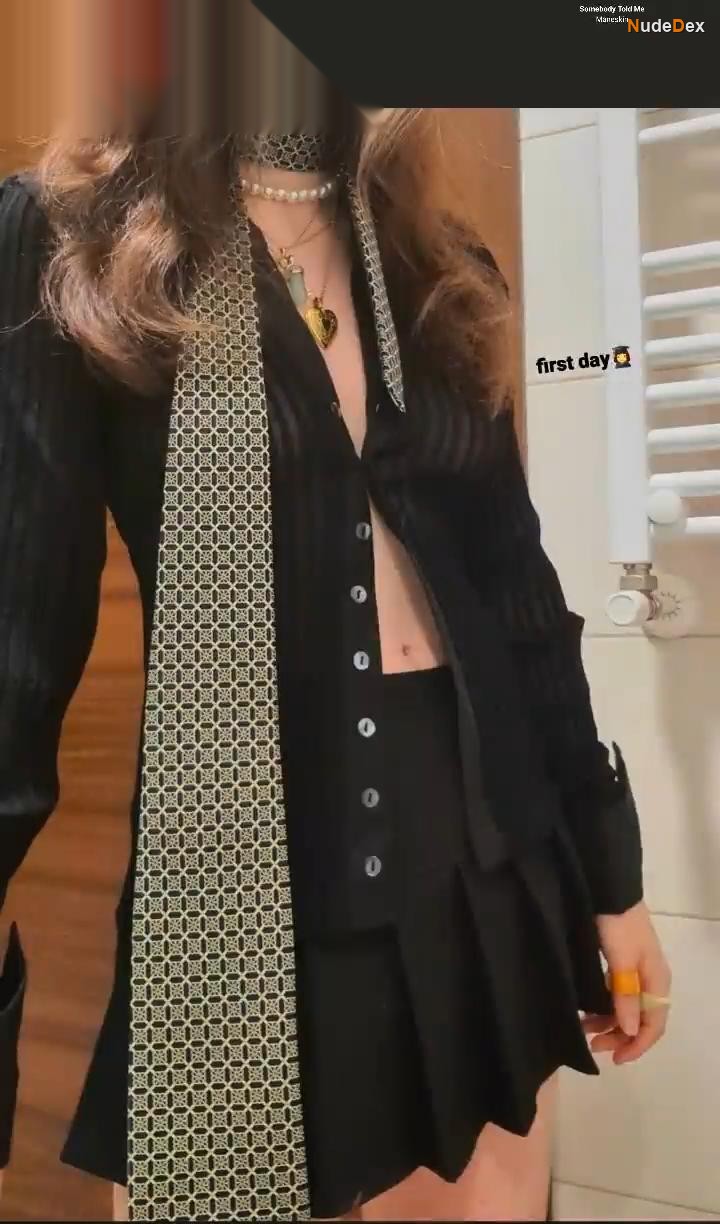 Roro Bueno in The Body Nation, photo 29