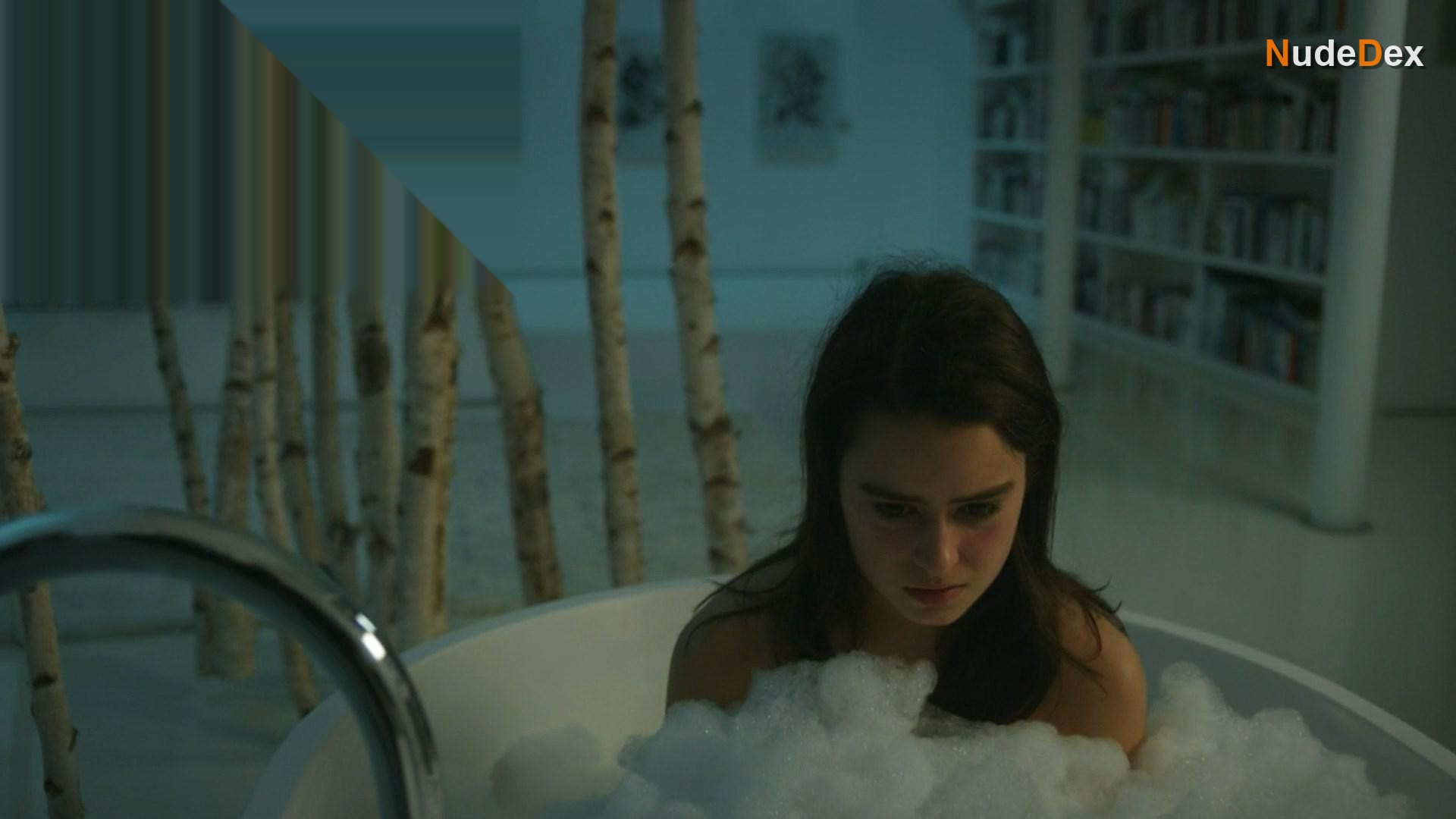 Rosabell Laurenti Sellers in Spides, photo 2