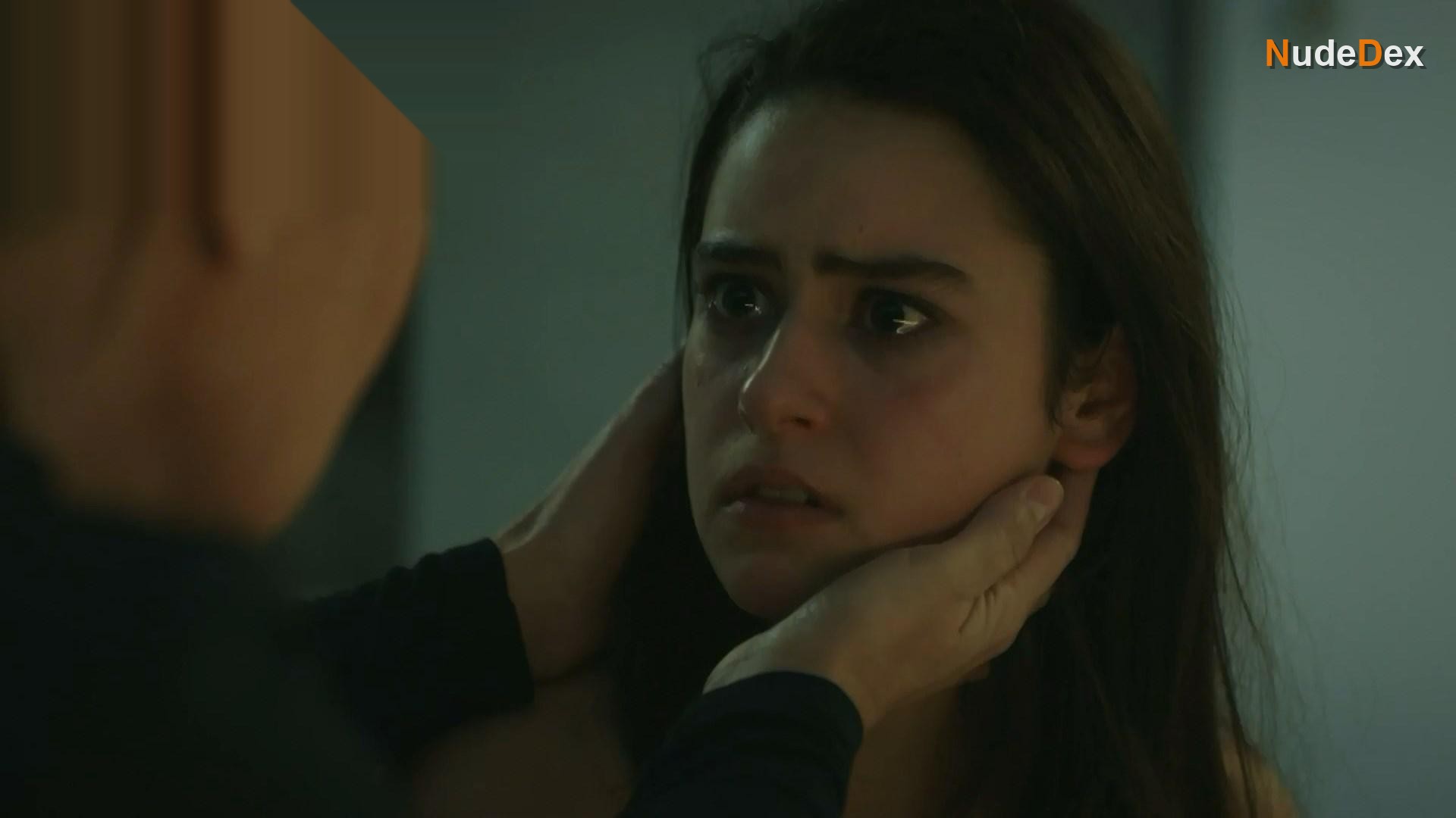 Rosabell Laurenti Sellers in Spides, photo 4